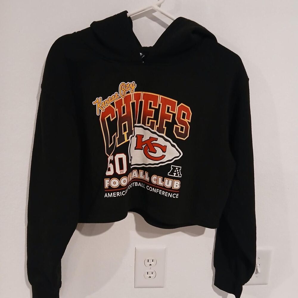 NFL Kansas City Chiefs Women's Black Crop Hoodie M